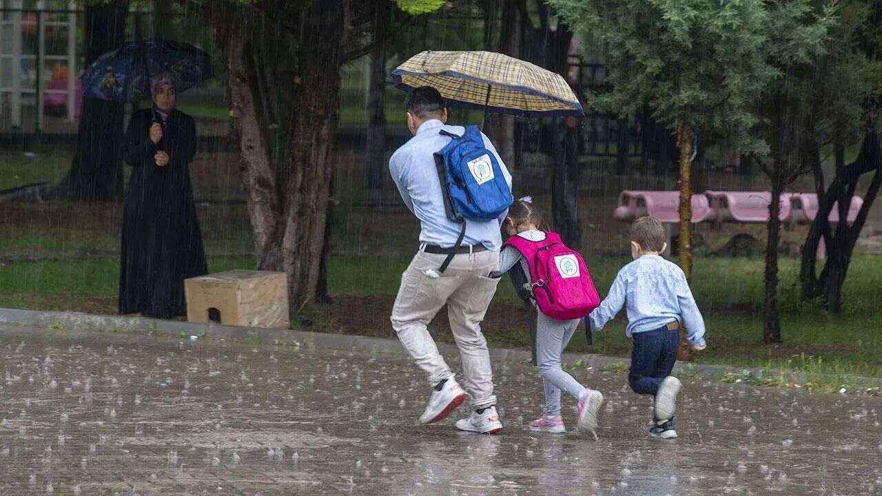 16 Eylül 2026 hava durumu: Meteoroloji’den hava sıcaklıkları düşüyor, yağış geliyor uyarısı!