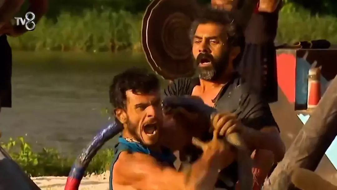 Survivor Bayhan Engincan-1