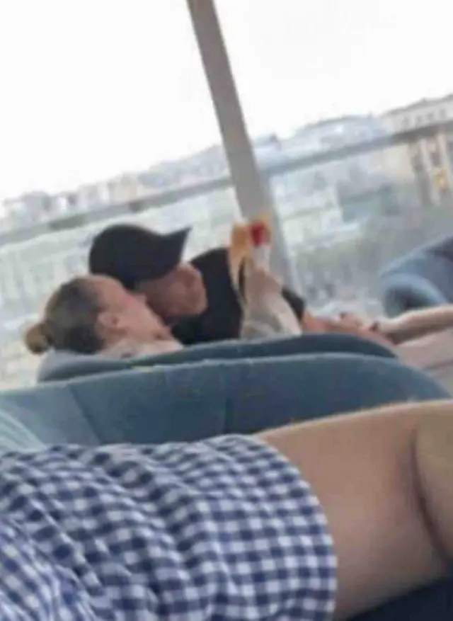 Ester Exposito Mbappe