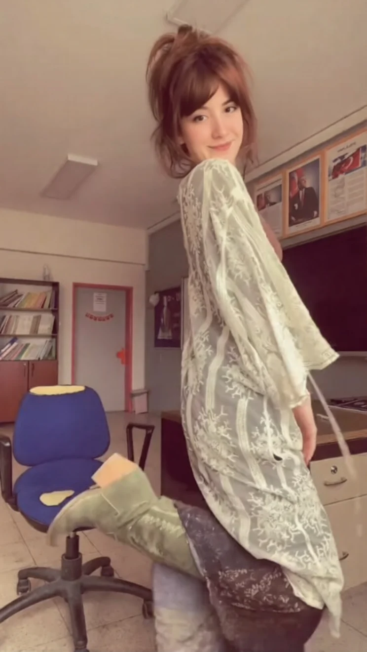 Genc3Ezremovepng F L C U9B Xz Okm Jfb P Sj Q Ljz Q