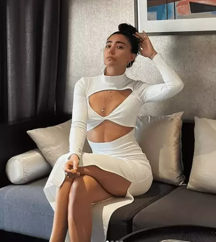 Irmak Öztaş 4
