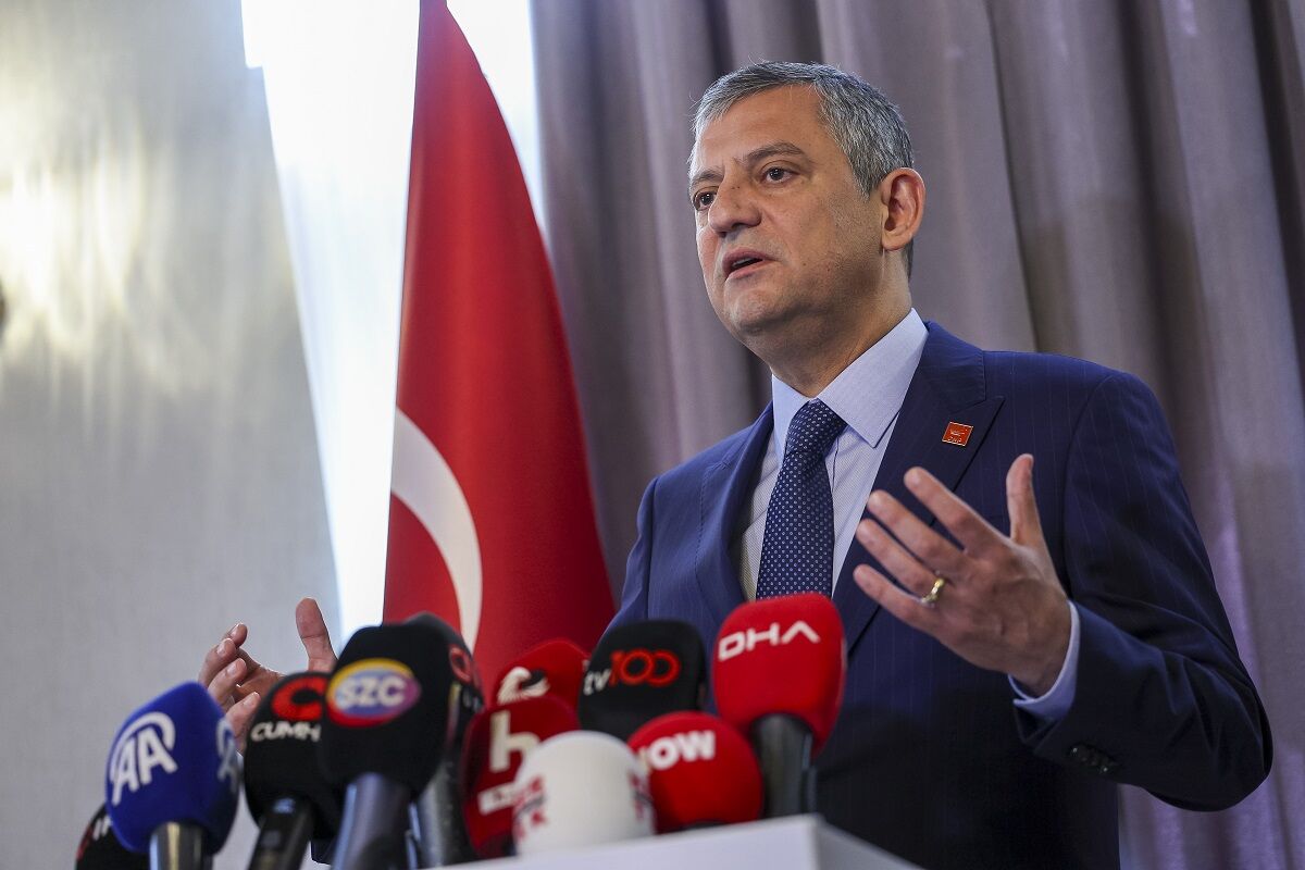Özgür Özel'den borsa ve seçimlerle ilgili flaş açıklama!