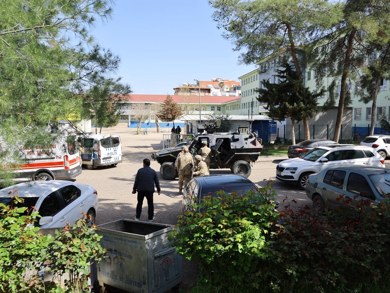 S A N L I U R F A D A O K U L A G I R I P R A S T G E L E A T E S A 1259628 374842