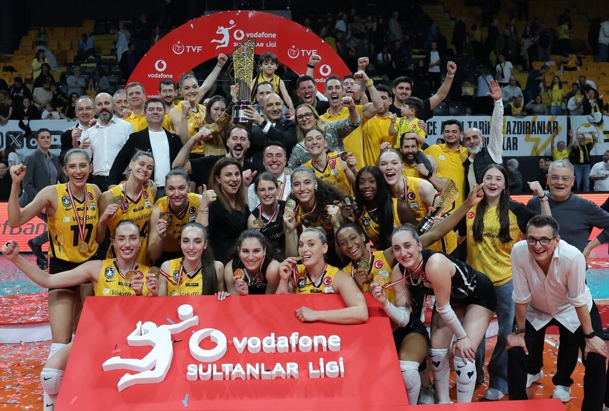 Vakıfbank Voleybol Takımı Sultanlar Ligi Sampiyonu (1)