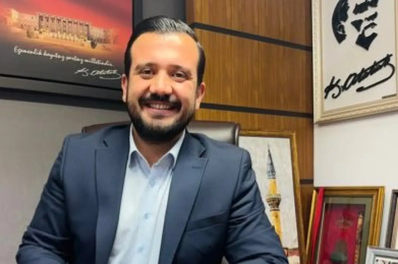 Ferhat Özbakış.