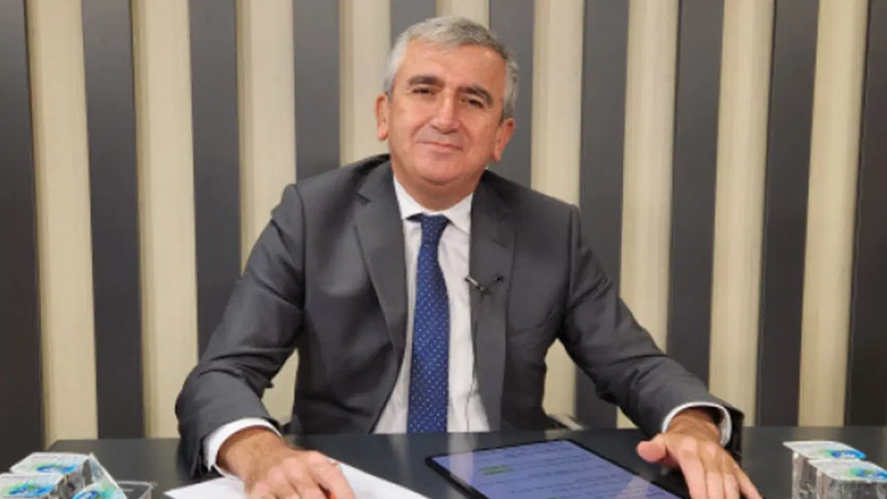 Akçakoca Belediye Başkanlığı görevinden uzaklaştırılan Fikret Albayrak adli kontrol şartıyla tahliye edildi