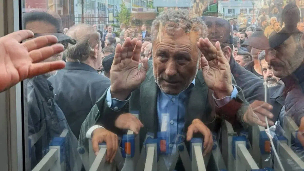 Orhan Sarıbal-2