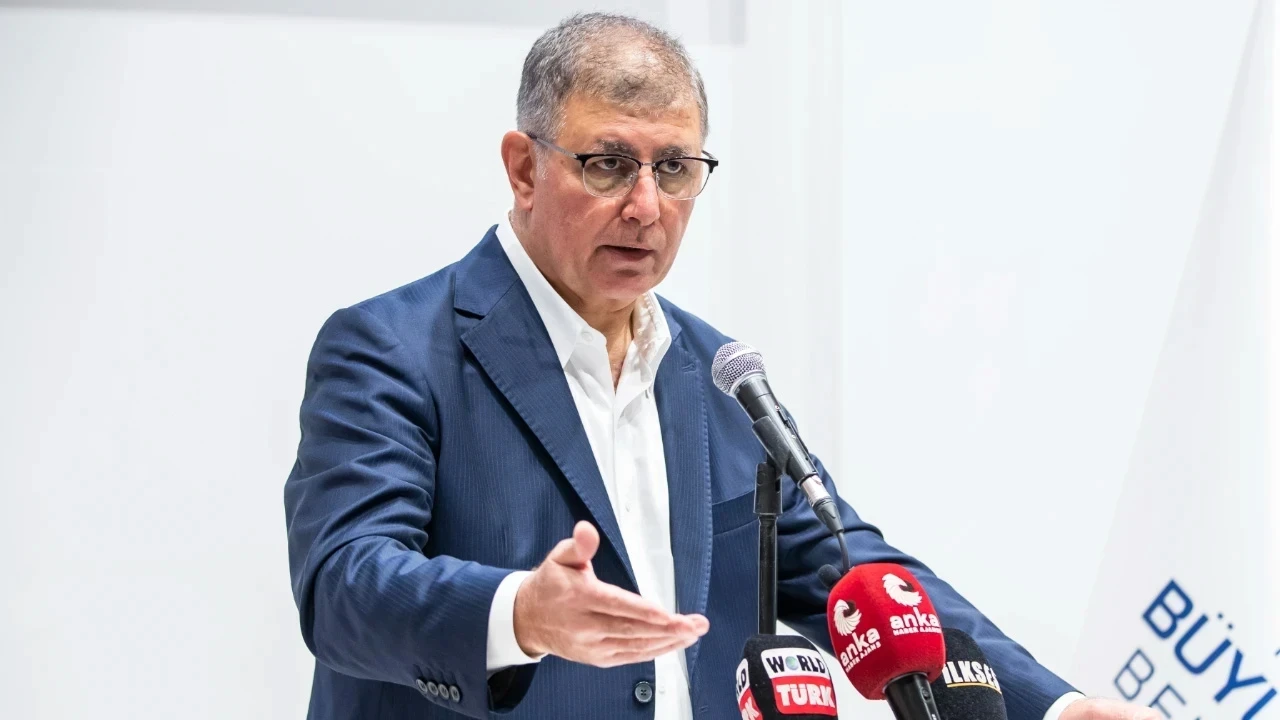 Yeni Parti'den AK Parti'ye katılacağı iddia edilen Cemil Tugay ile ilgili açıklama