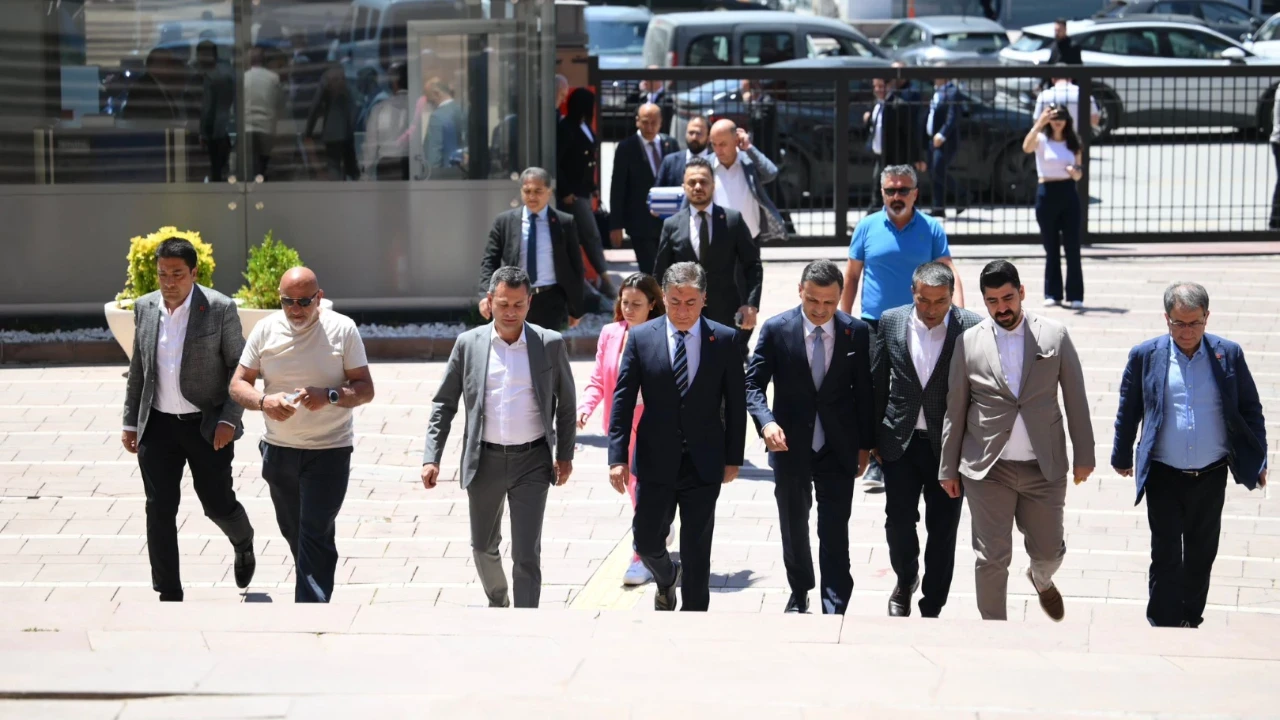 Chp Delege Imza Teslimi