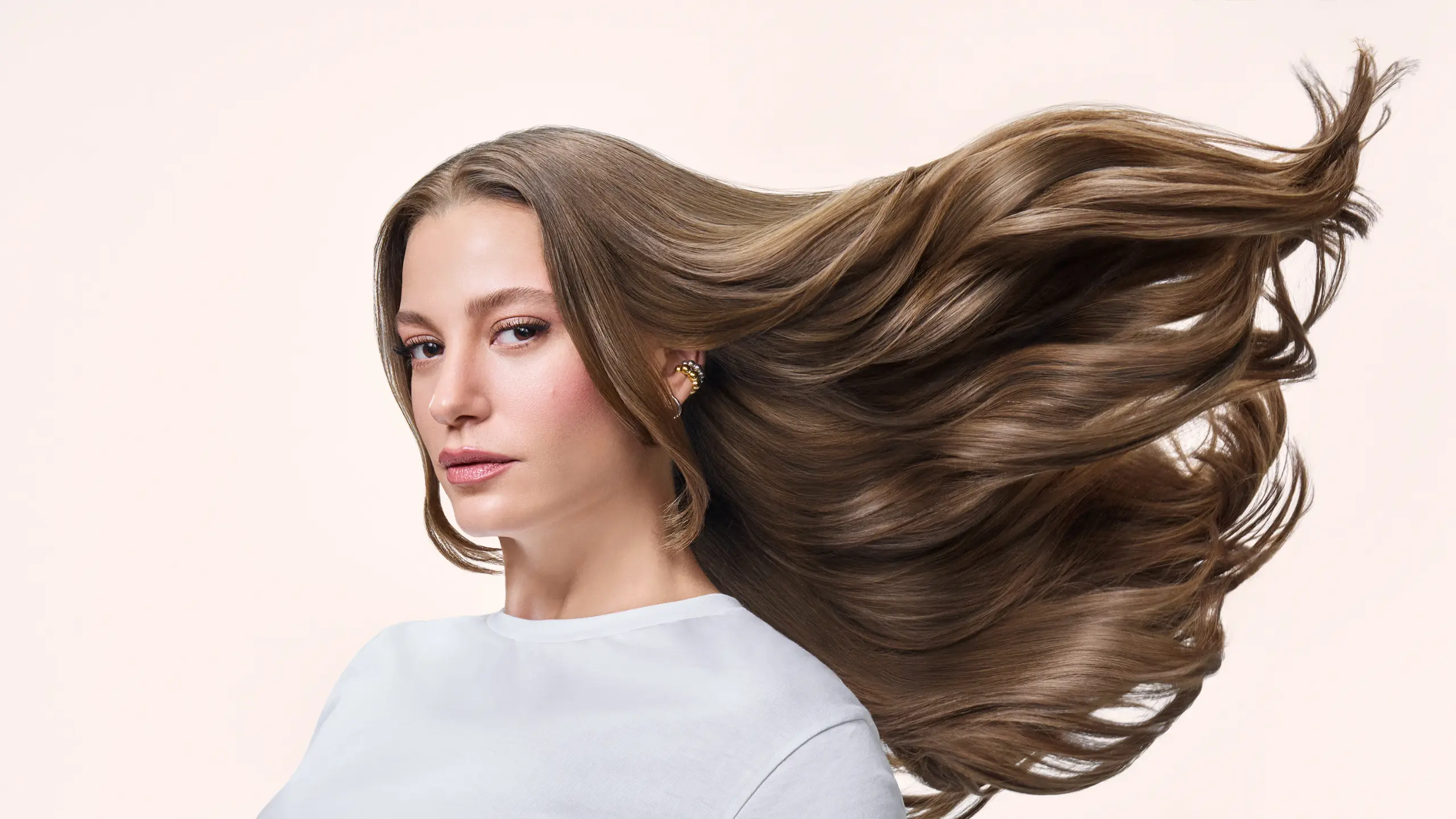 Serenay Sarıkaya'nın yeni partneri belli oldu