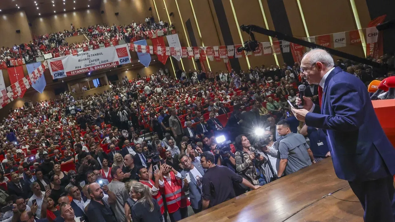 CHP'deki 'figüran' tartışmasına ilişkin cast ajansından açıklama!