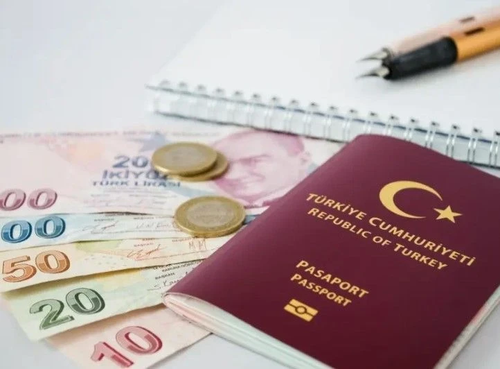 Ümit Özdağ’dan öğrencilere 'ücretsiz' pasaport vaadi: İşte şartlar!