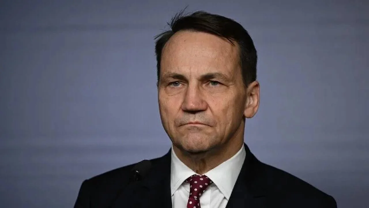 Radoslaw Sikorski.