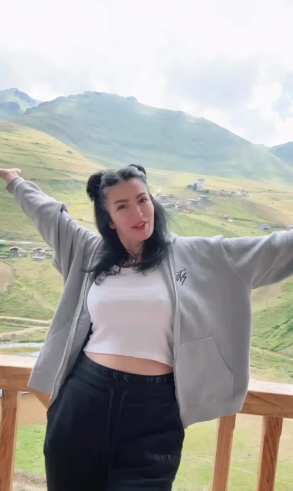 Aleyna2