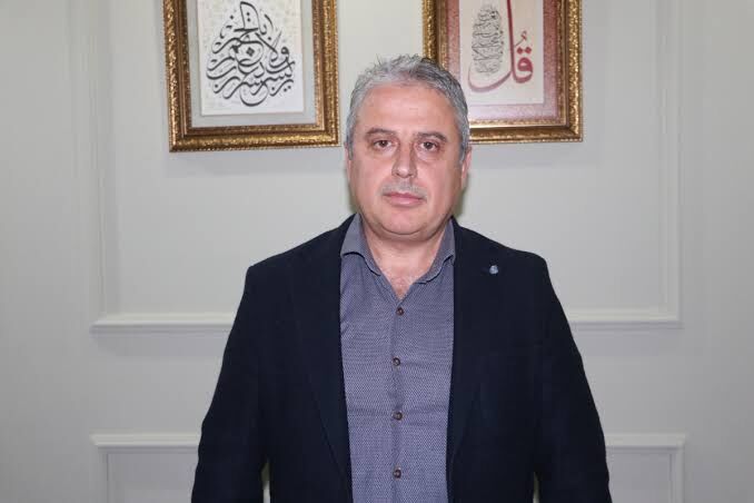 Koray Sarısaçlı kimdir?