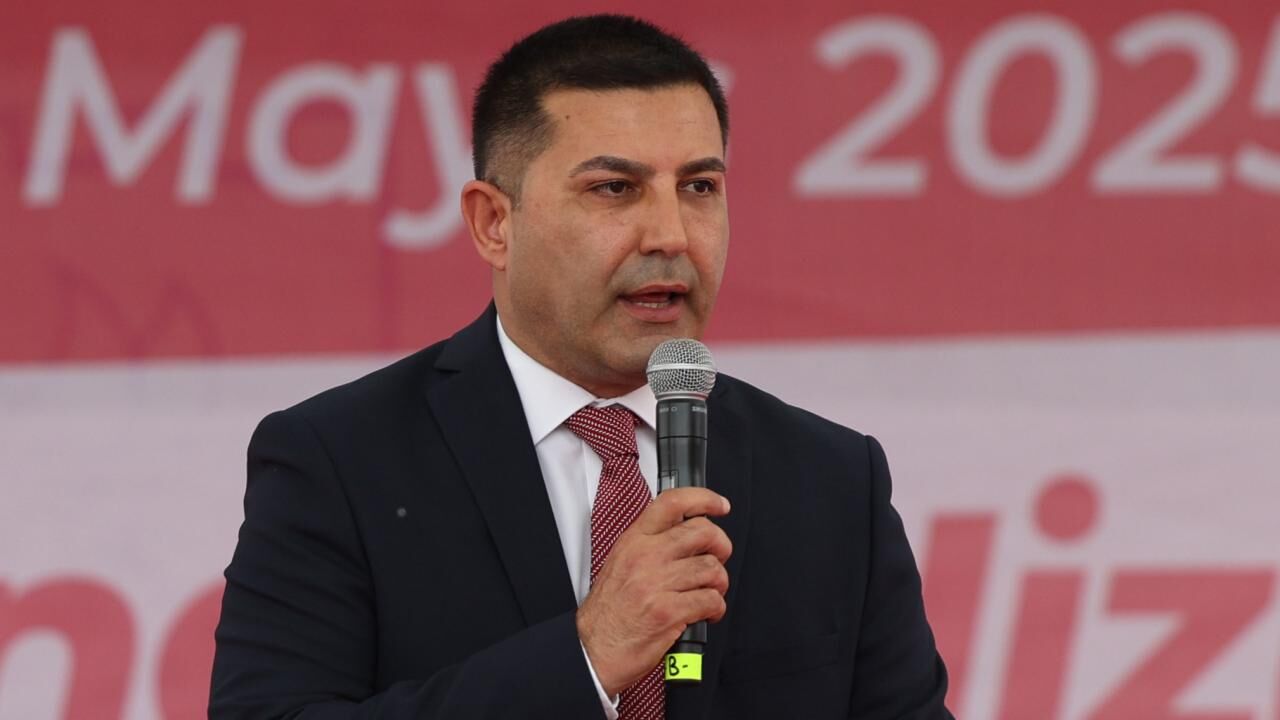 Tutuklu Kuşadası Belediye Başkanı Ömer Günel CHP’den istifa etti