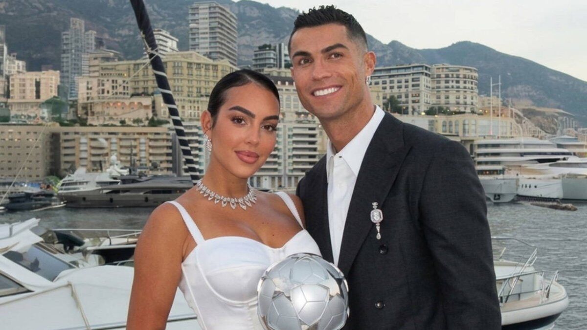 Cristiano Ronaldo dünyaevine giriyor