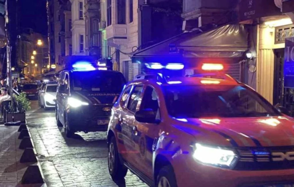 Ankara'da LGBTİ+ soruşturmasında gazeteci Tuğba Tekerek dahil 7 kişi tutuklandı