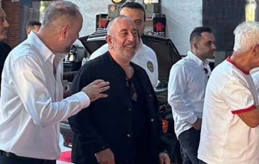 Cem Yılmaz, kalp krizi sonrası ilk kez görüntülendi!