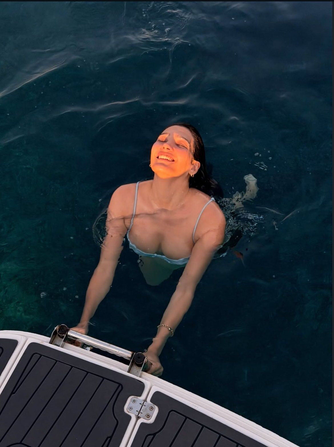 Aybüke 4