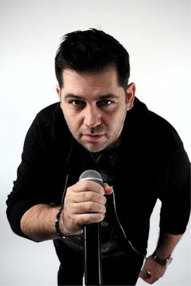 Bülent Ersoyun Emzirdiği Kişi