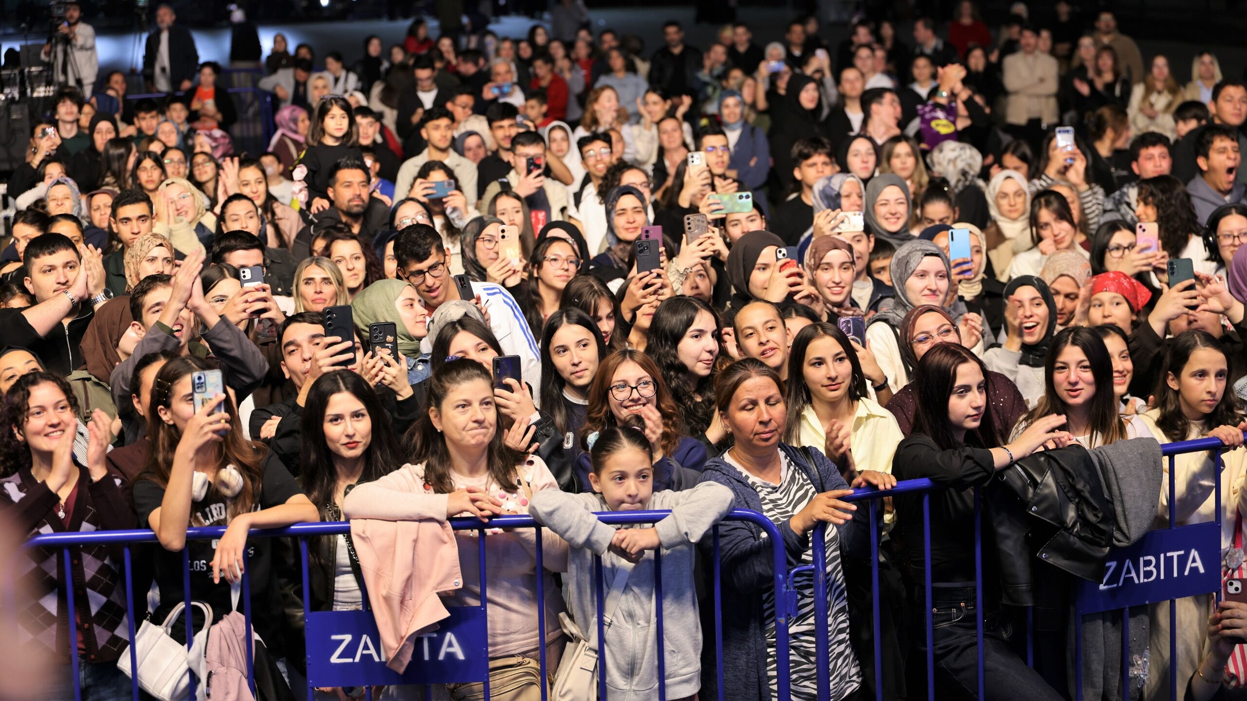 Keçiören'de YKS ve LGS öğrencilerine eğlence dolu motivasyon programı