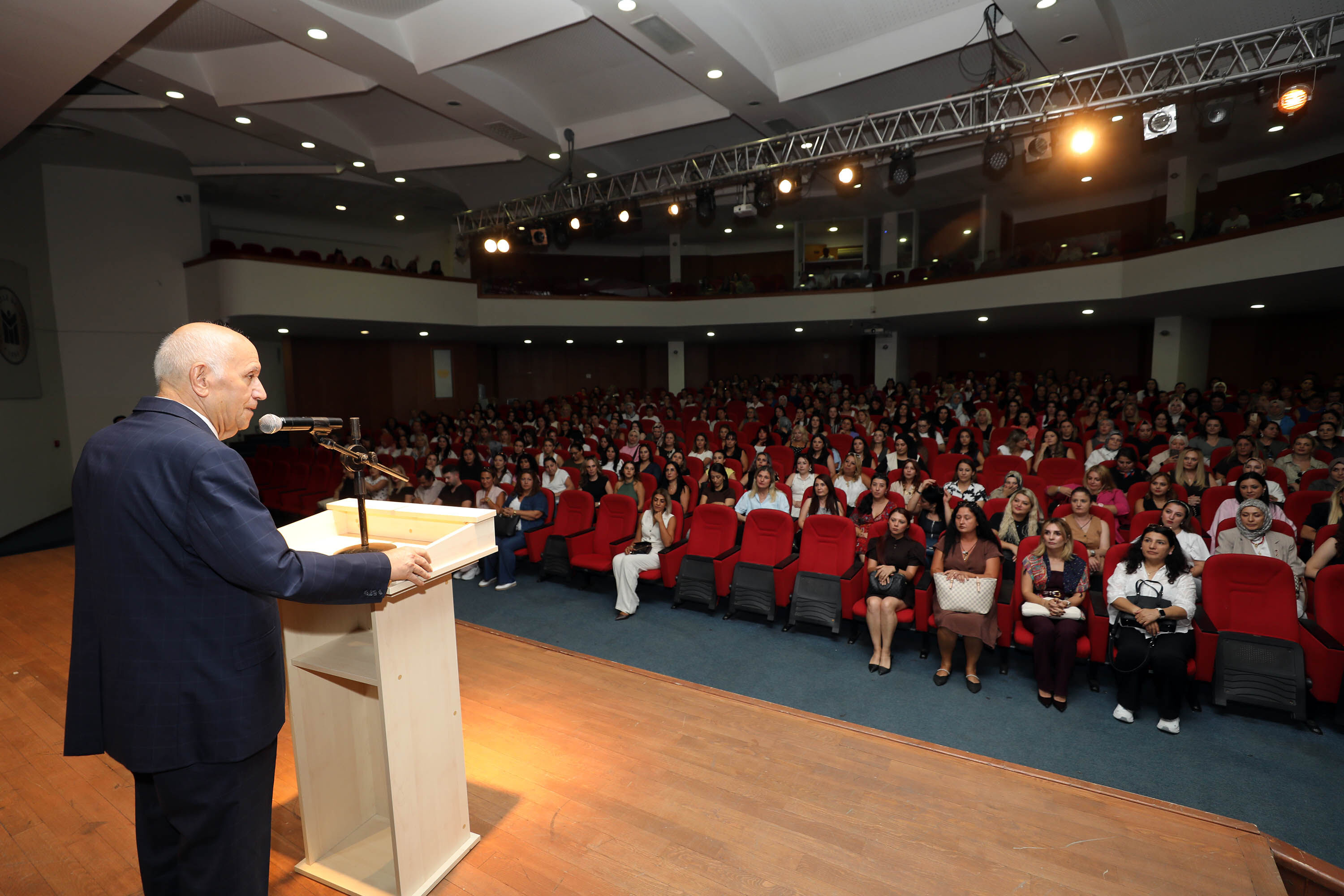 Yenimahalle’de kreş sayısı 15’e yükseliyor: Fethi Yaşar’dan eğitim vurgusu