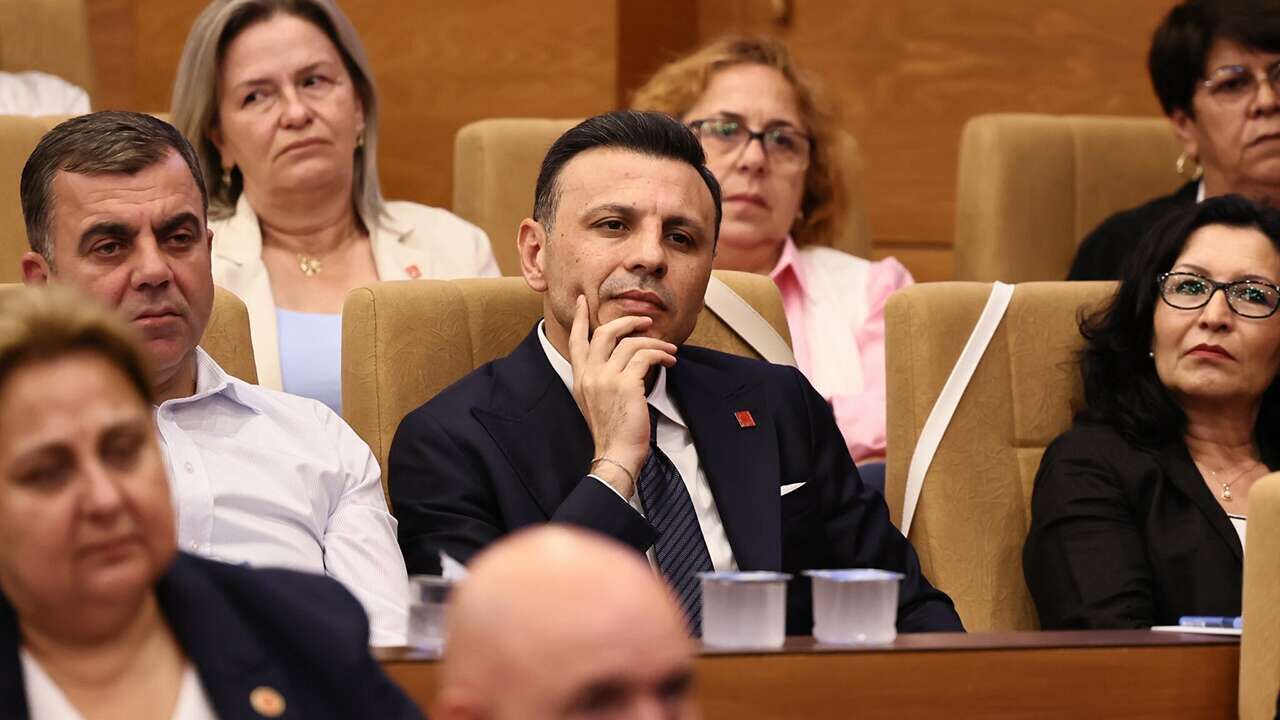 Yeni Partili Özgür Çelik ve Berk Tütüncü hakkında soruşturma!