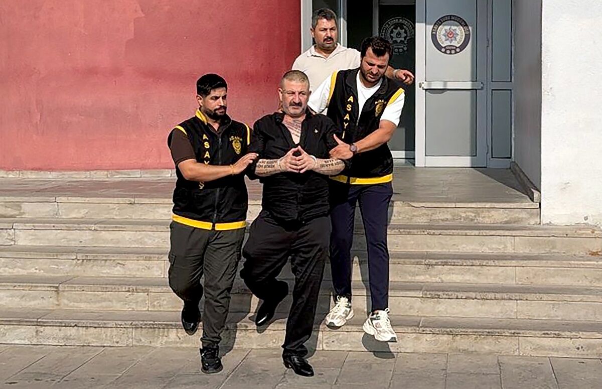 Cinayetten yargılanırken sanal medya ünlüsü olmak için farklı isimle videolar çekmiş