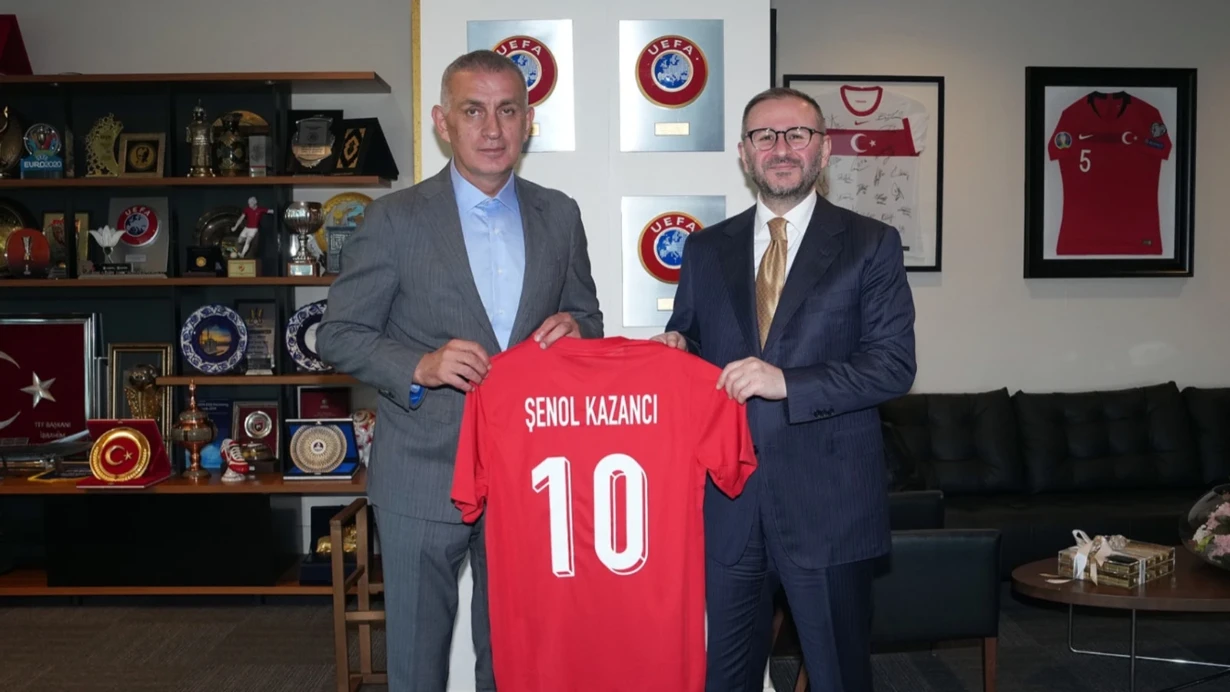 Yayın ihalesi öncesi TFF'ye sürpriz ziyaret