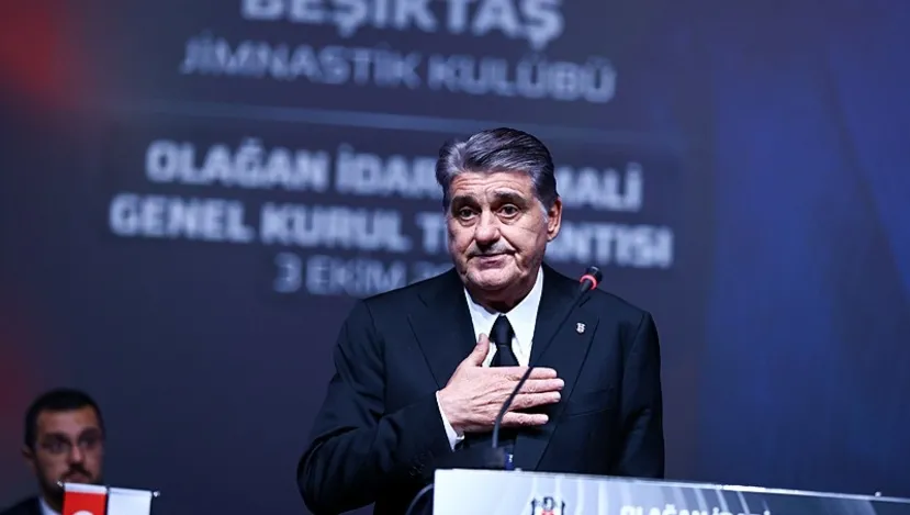 Beşiktaş’ta Serdal Adalı ve yönetimi ibra edildi