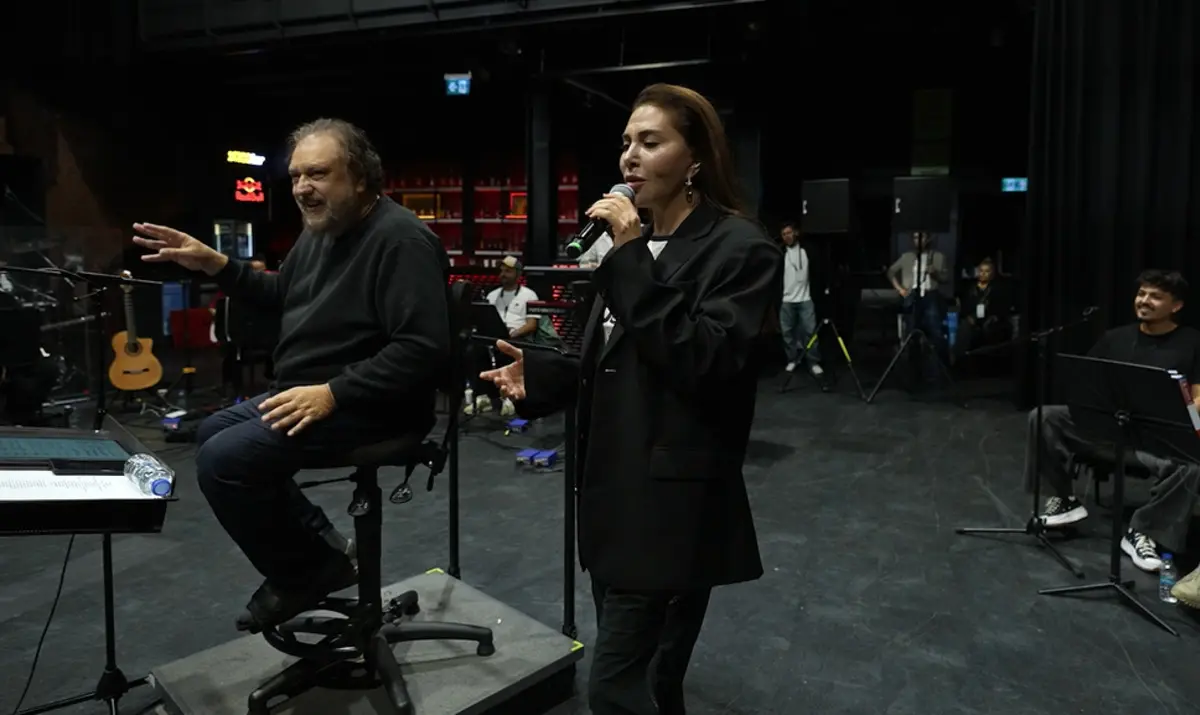 Ebru Yaşar2