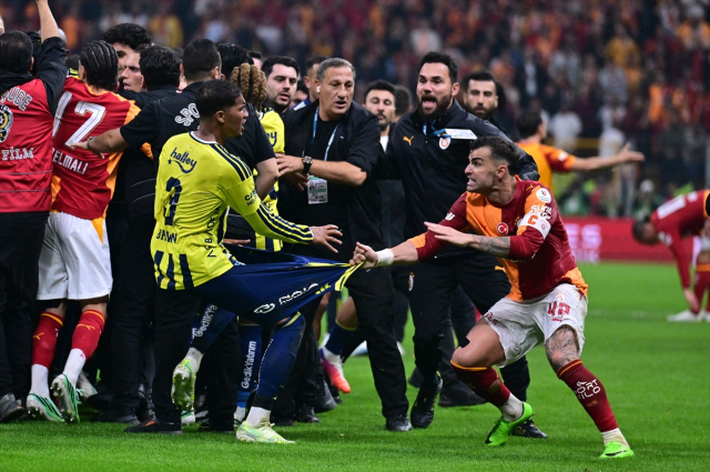 Galatasaray Fenerbahce Derbisi 20368441 7695 1 M