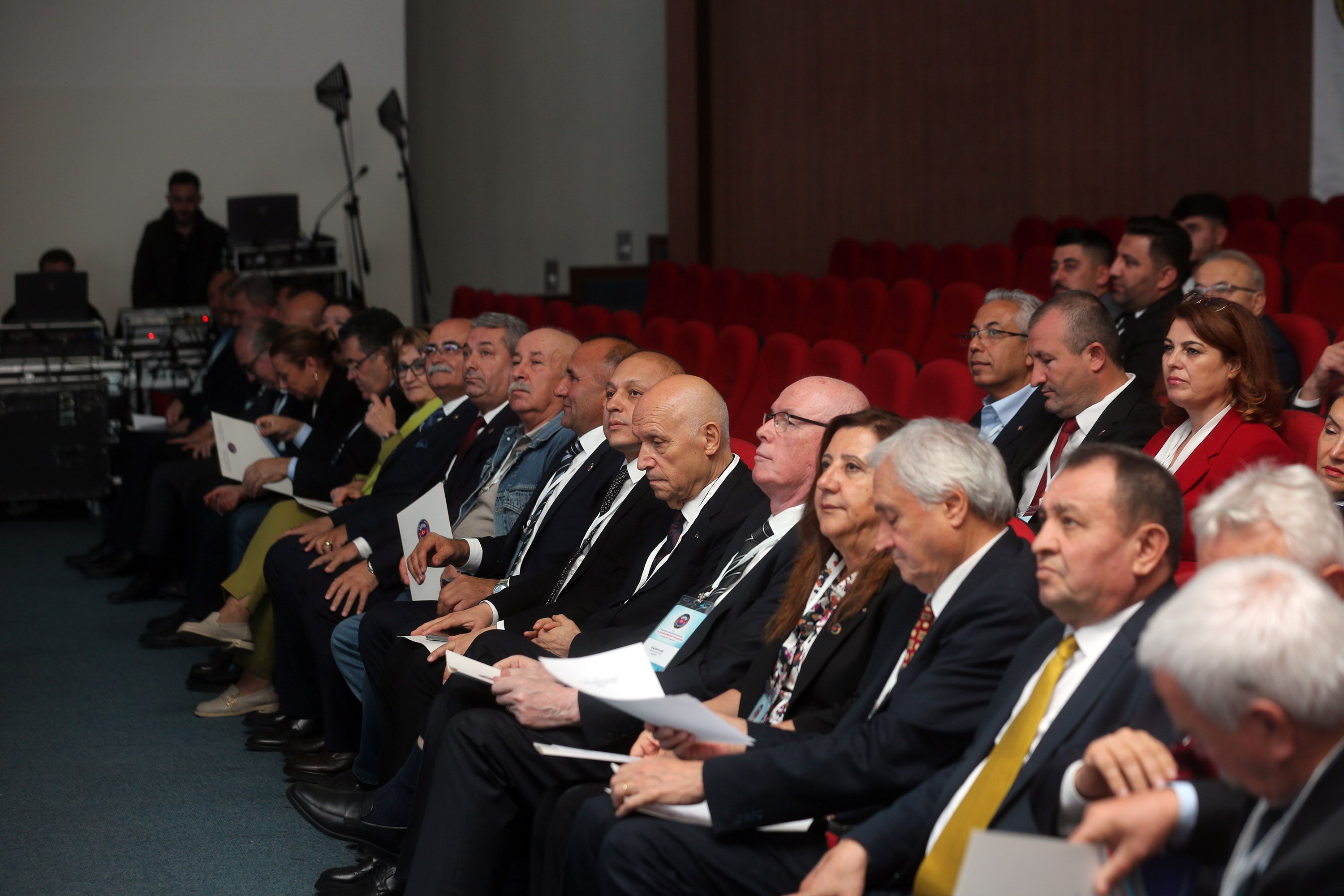 İç Anadolu Belediyeler Birliği Meclisi Yenimahalle'de toplandı
