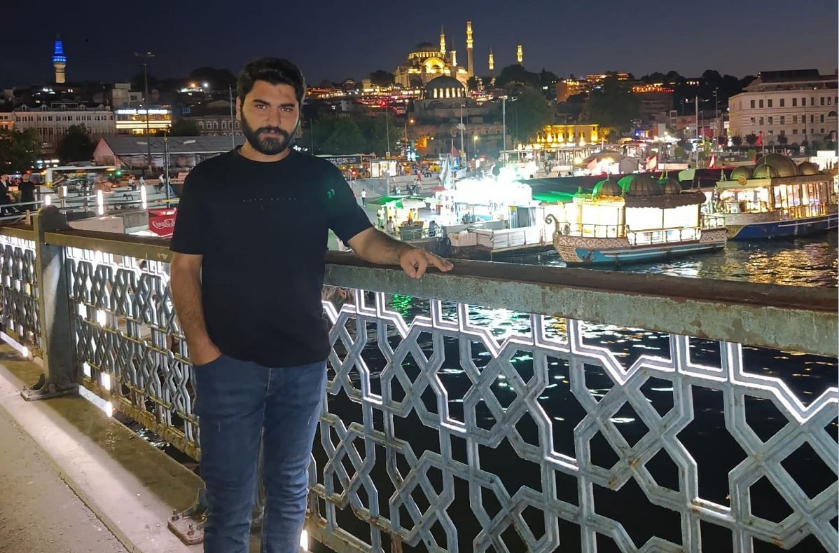 Kahvehaneye silahlı saldırı: 2 Ölü!