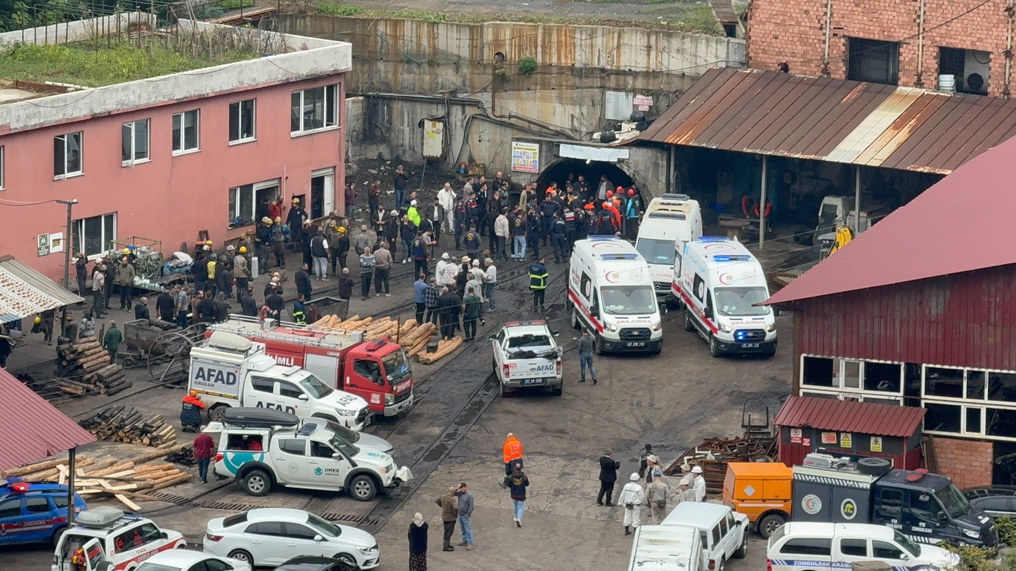 Zonguldak'ta maden ocağında patlama: 3 işçi hayatını kaybetti, 5 yaralı